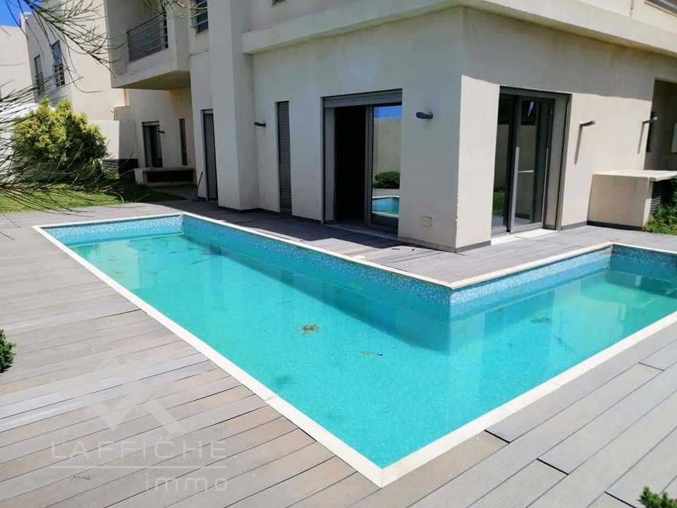 La Marsa Gammart Location Maisons Belle villa jumele avec piscine  gammarth 1391