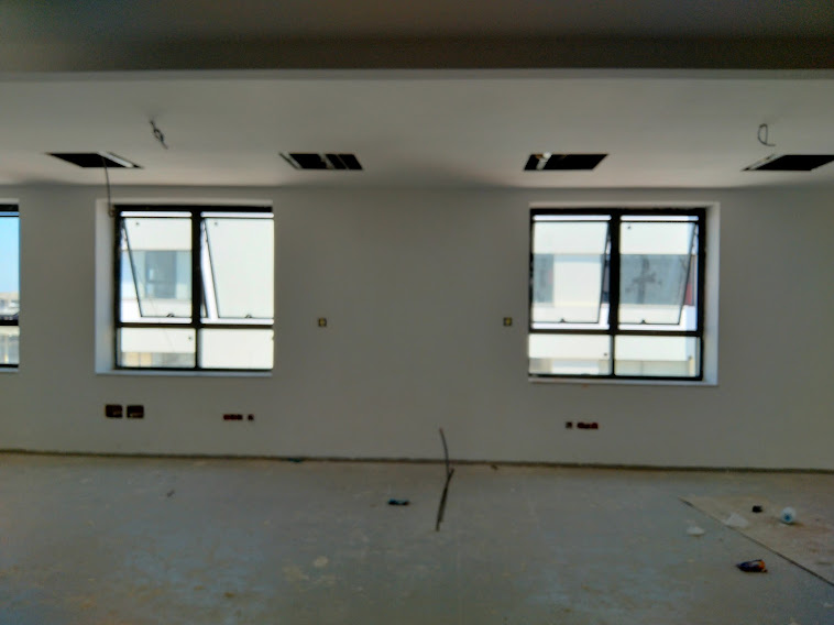 El Kram Le Kram Bureaux & Commerces Bureau Immeuble neuf haut standing 3200 m au lac 3