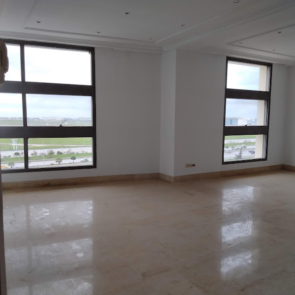 La Marsa&nbsp;Berge Du Lac&nbsp;Bureaux & Commerces&nbsp;Bureau&nbsp;Jolie immeuble bureautique 1026 m2 au lac 1