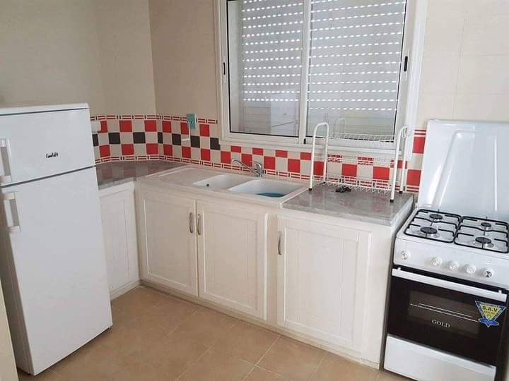 Ariana Ville&nbsp;Cite Ennasr 1&nbsp;Location vacances&nbsp;Appart. 2 pi�ces&nbsp;S1 meubl� haut standing par nuit�e 90dt