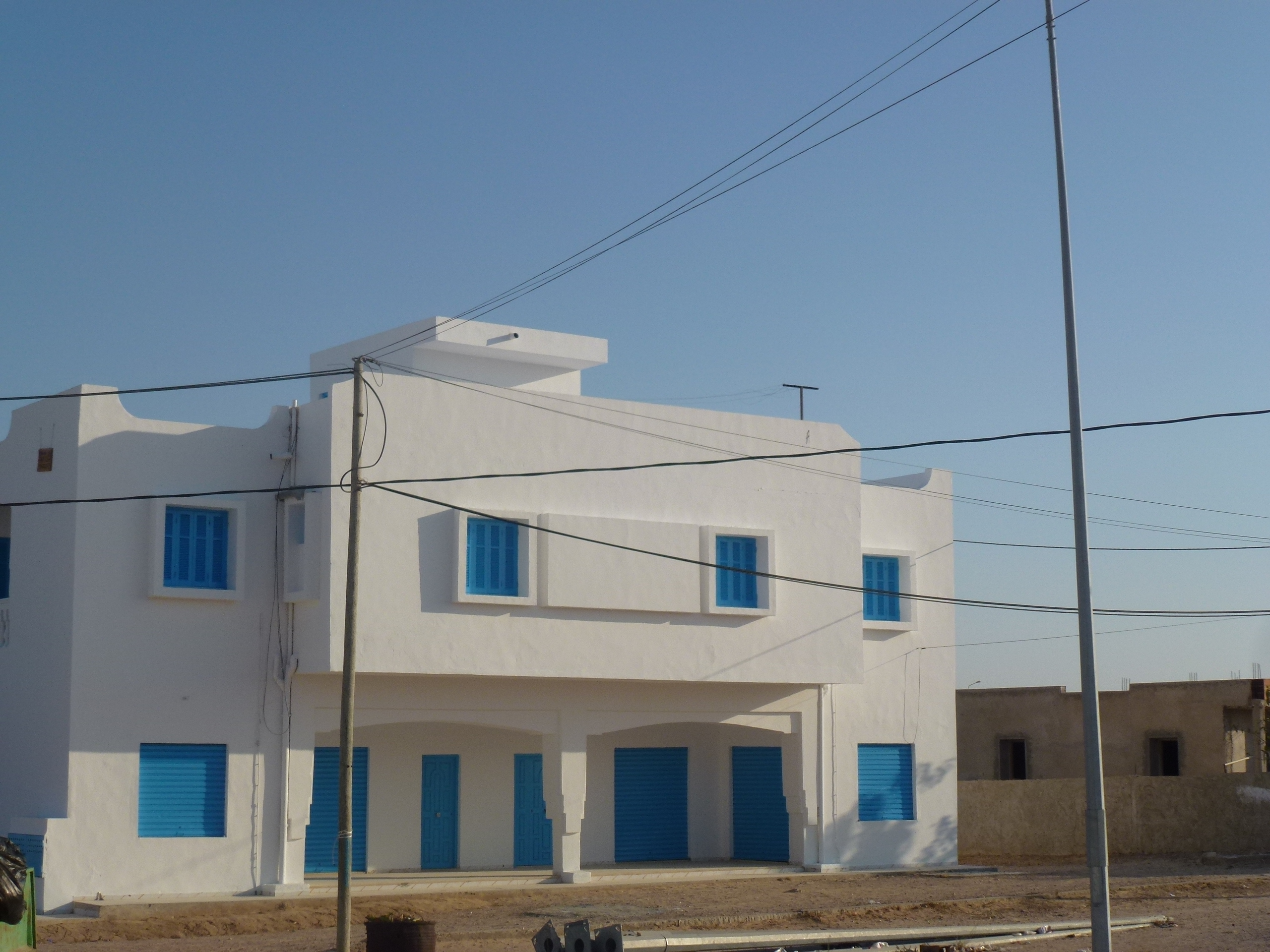 Djerba - Houmet Essouk&nbsp;Djerba Aeroport&nbsp;Vente&nbsp;Duplex&nbsp;Complexe commercial administratif route a�roport