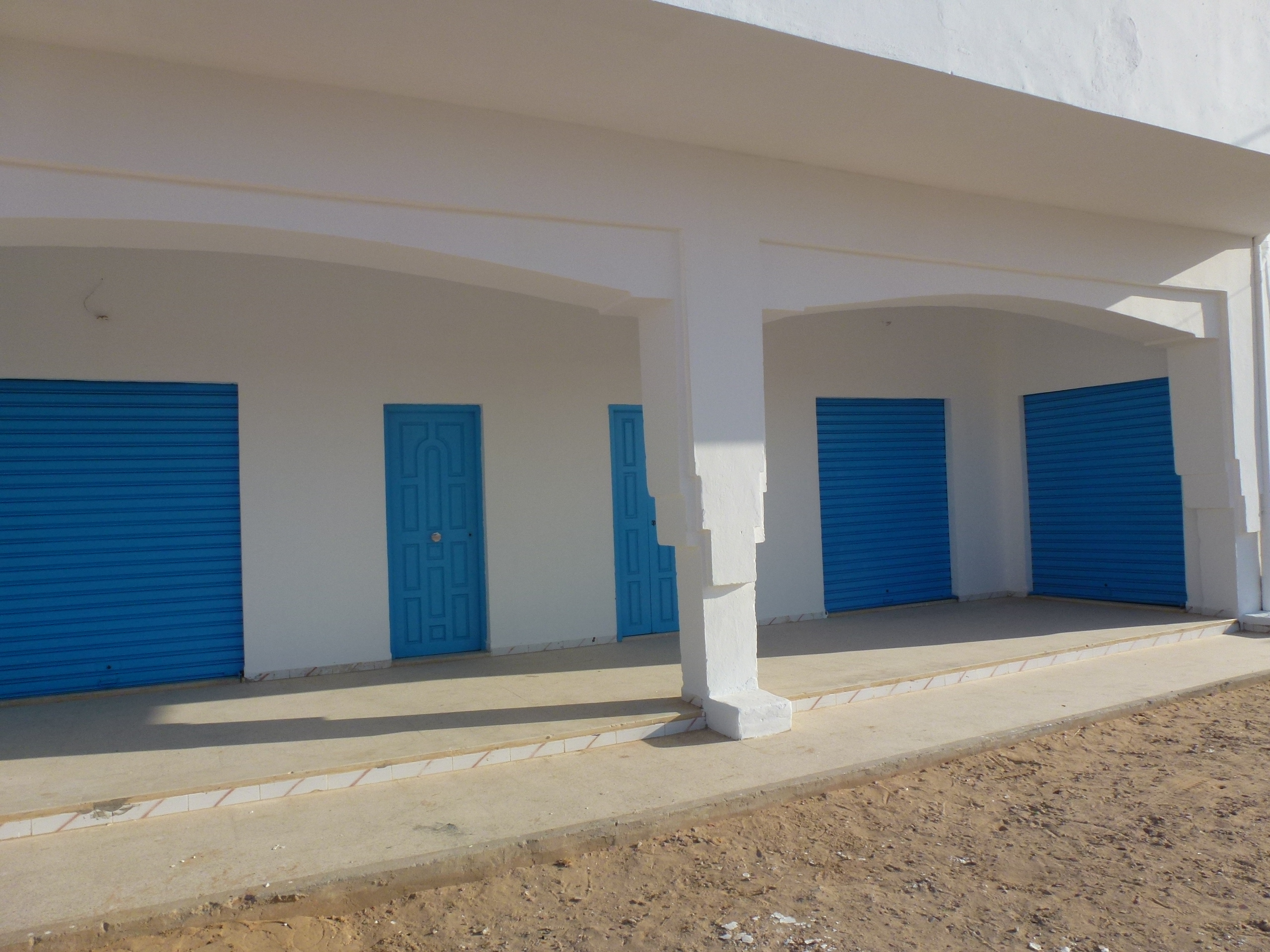 Djerba - Houmet Essouk&nbsp;Djerba Aeroport&nbsp;Vente&nbsp;Duplex&nbsp;Complexe commercial administratif route a�roport