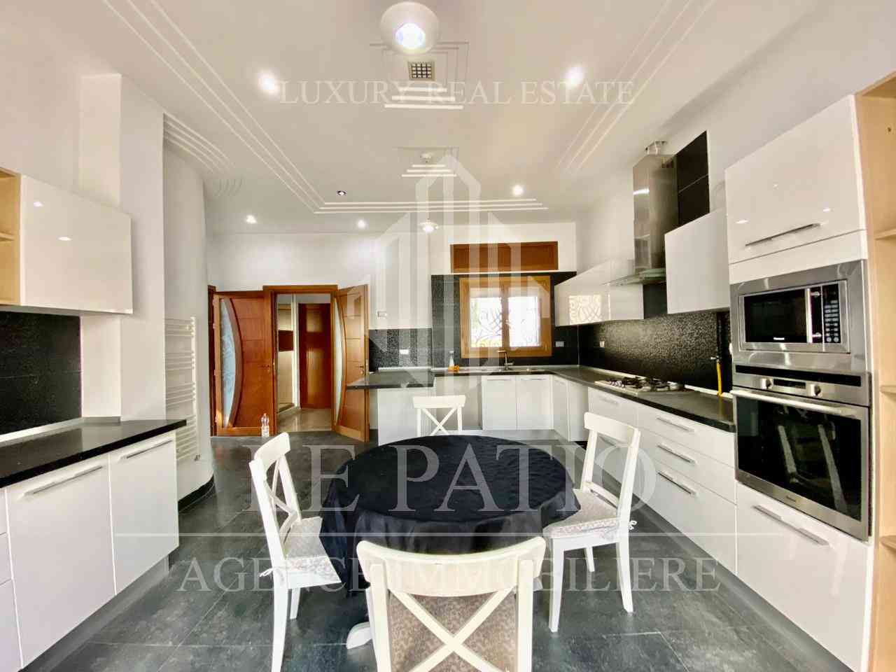 La Marsa&nbsp;Sidi Daoud&nbsp;Location&nbsp;Maisons&nbsp;Villa carrefour la marsa