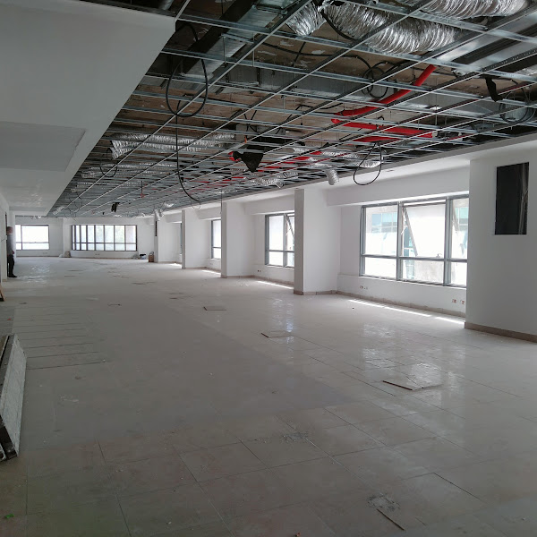 La Marsa&nbsp;Berge Du Lac&nbsp;Bureaux & Commerces&nbsp;Bureau&nbsp;Open space  2400 m2  haut standing au lac 1