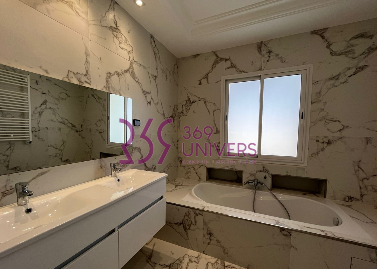 La Marsa Gammart Location Maisons Villa s4 vue sur mer a gammarth ref rh005