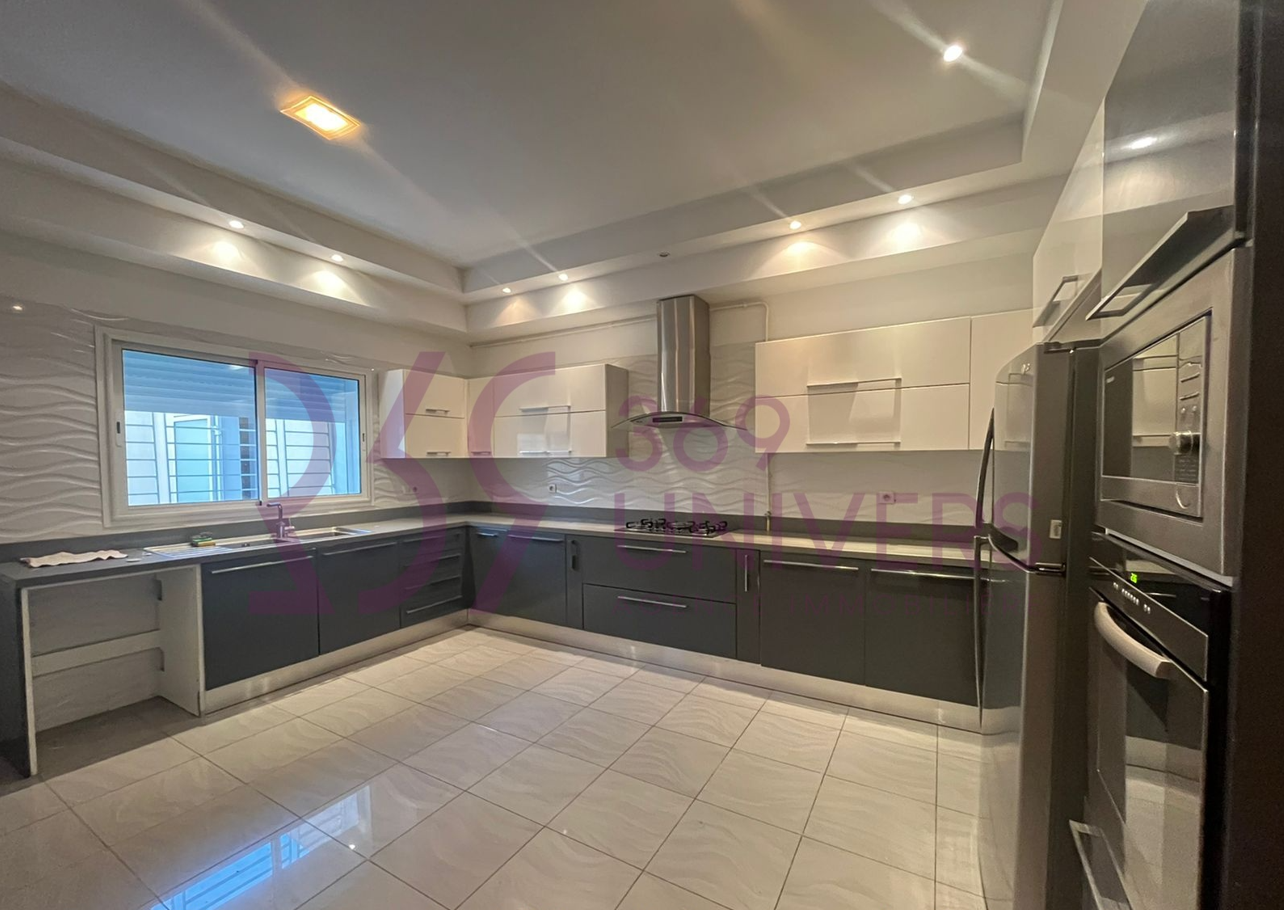 La Marsa Berge Du Lac Location Maisons Villa s4 avec piscine au lac 2 ref rh021