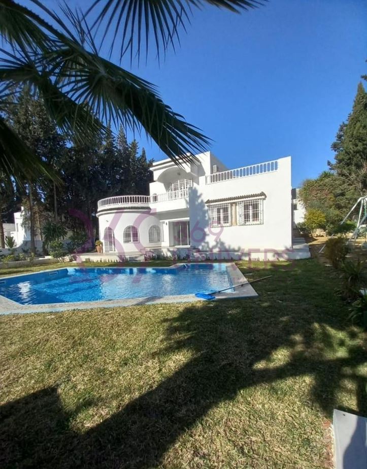 La Marsa&nbsp;Gammart&nbsp;Location&nbsp;Maisons&nbsp;Villa avec piscine � gammarth ref rh038