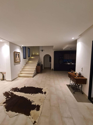 Hammamet&nbsp;Zone Hoteliere&nbsp;Vente&nbsp;Appart. 5 pi�ces+&nbsp;Villa haut standing avec piscine