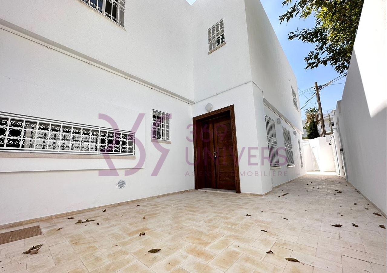 La Marsa Cite Du Stade Location Duplex Duplex avec terrasse  la marsa ref rd017
