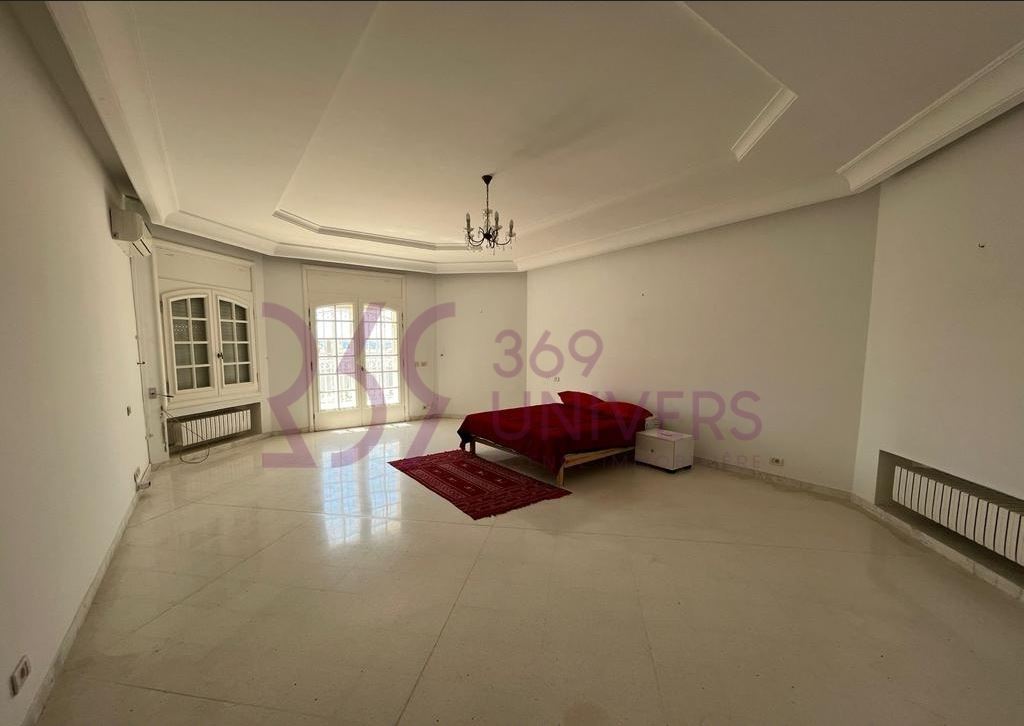 La Marsa&nbsp;Gammart&nbsp;Location&nbsp;Maisons&nbsp;Villa avec piscine a gammarth ref rh056