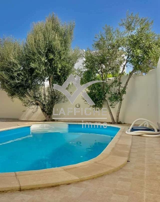 La Marsa Gammart Location Maisons Superbe villa avec piscine  gammarth 0440