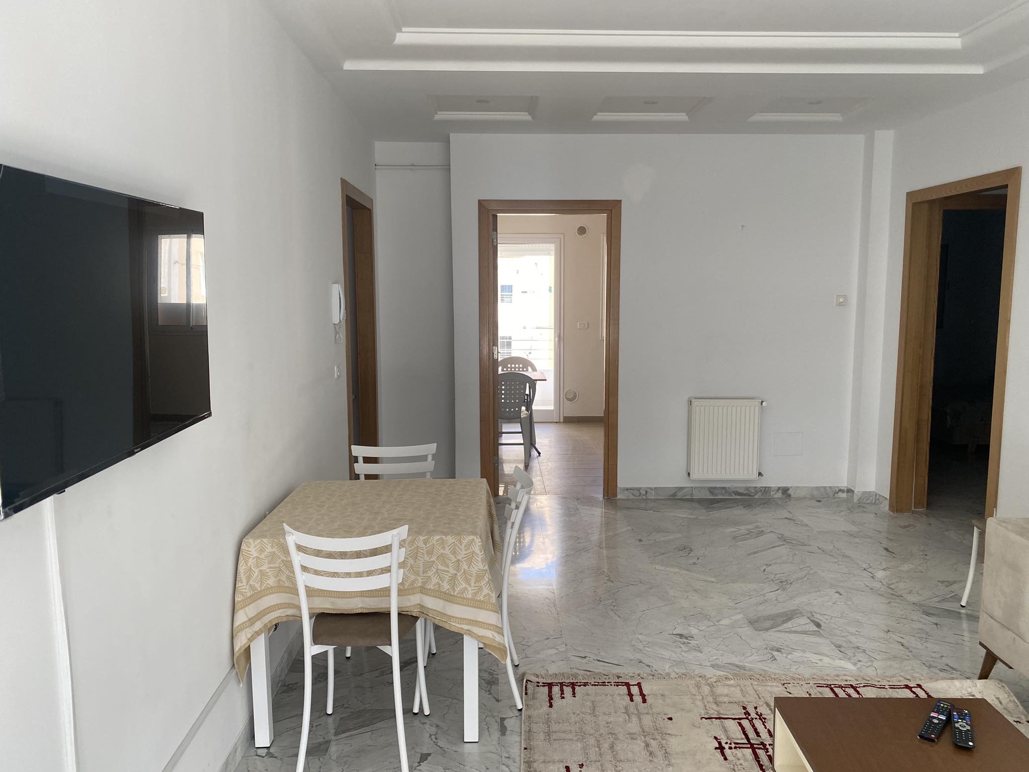 Ain Zaghouan&nbsp;Jardins de Carthage&nbsp;Location vacances&nbsp;Appart. 3 pi�ces&nbsp;S2 tout neuf richement meubl� par nuit�e