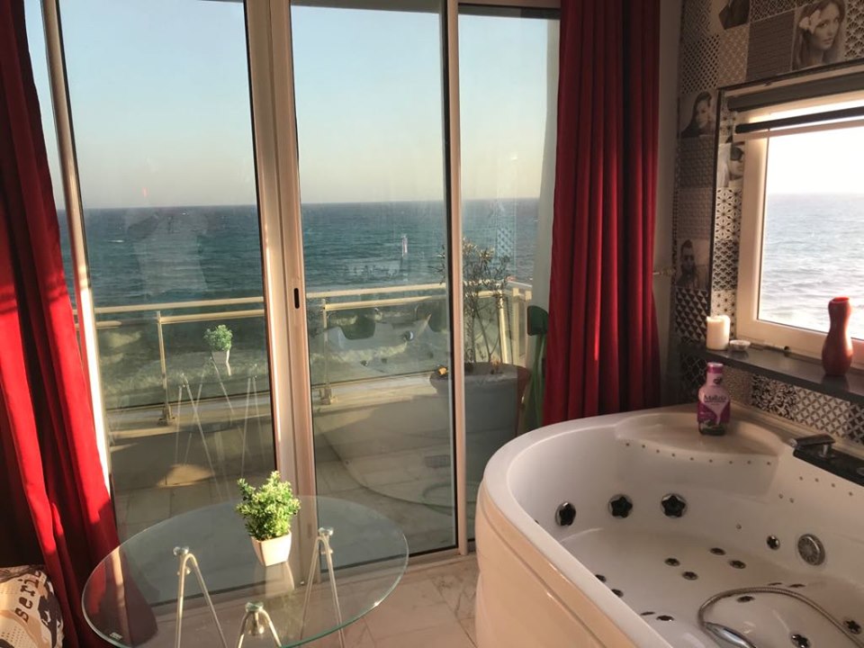 Hammamet&nbsp;Zone Hoteliere&nbsp;Vente&nbsp;Appart. 3 pi�ces&nbsp;Appartement front de mer