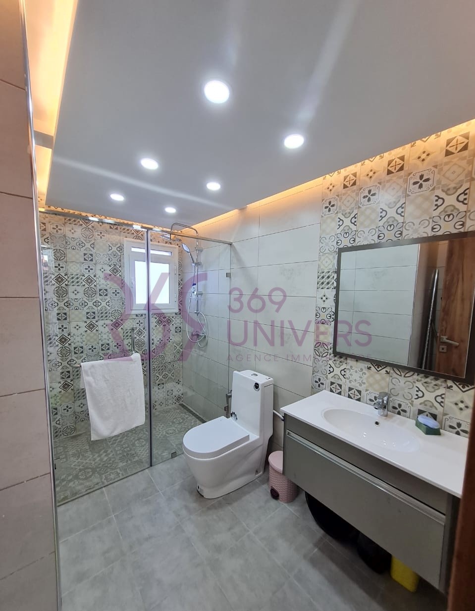 La Marsa&nbsp;Cite El Khalil&nbsp;Location&nbsp;Appart. 1 pi�ce&nbsp;Appartement avec terrasse � la marsa ref ra043