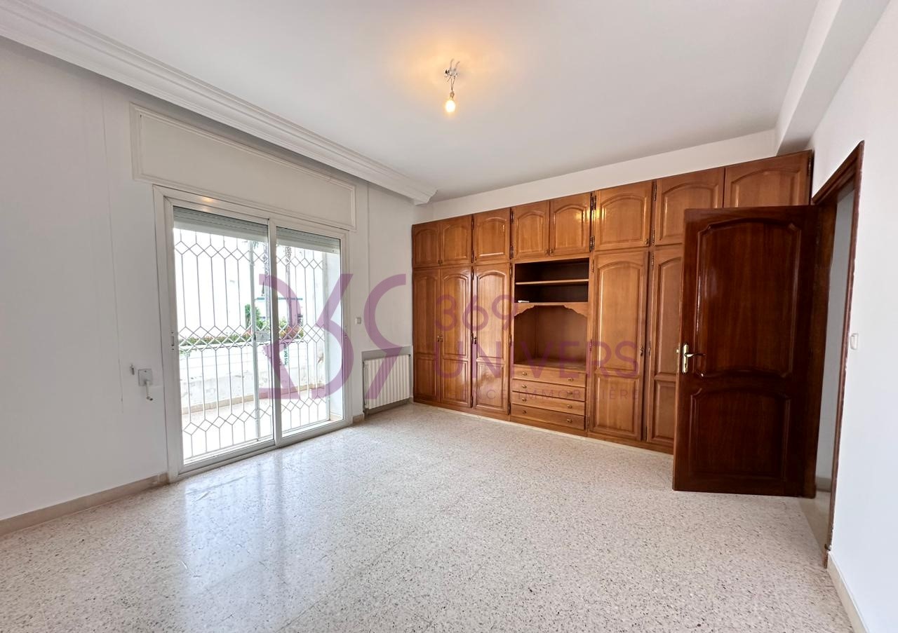 La Marsa&nbsp;Gammart&nbsp;Location&nbsp;Maisons&nbsp;Villa avec vue d�gag�e � gammarth ref rh066