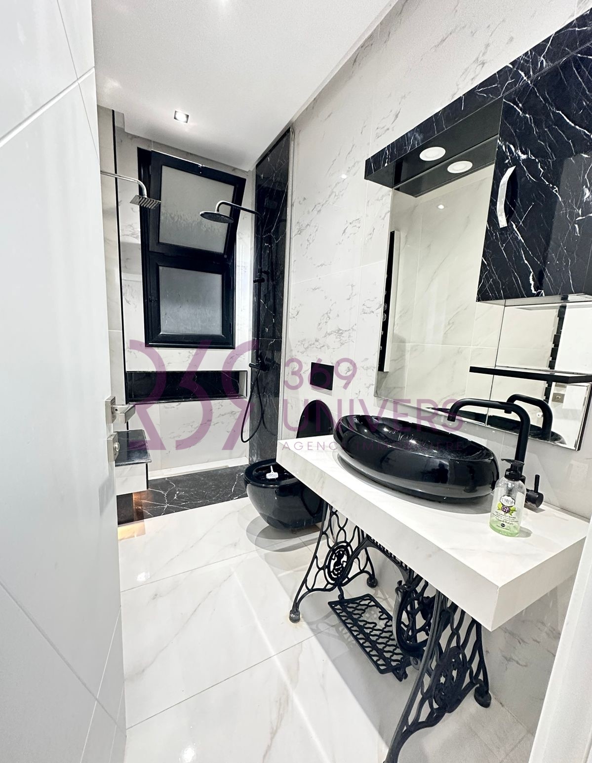 Ain Zaghouan&nbsp;Jardins de Carthage&nbsp;Location&nbsp;Appart. 3 pi�ces&nbsp;Etage de villa aux jardins de carthage ref ra052