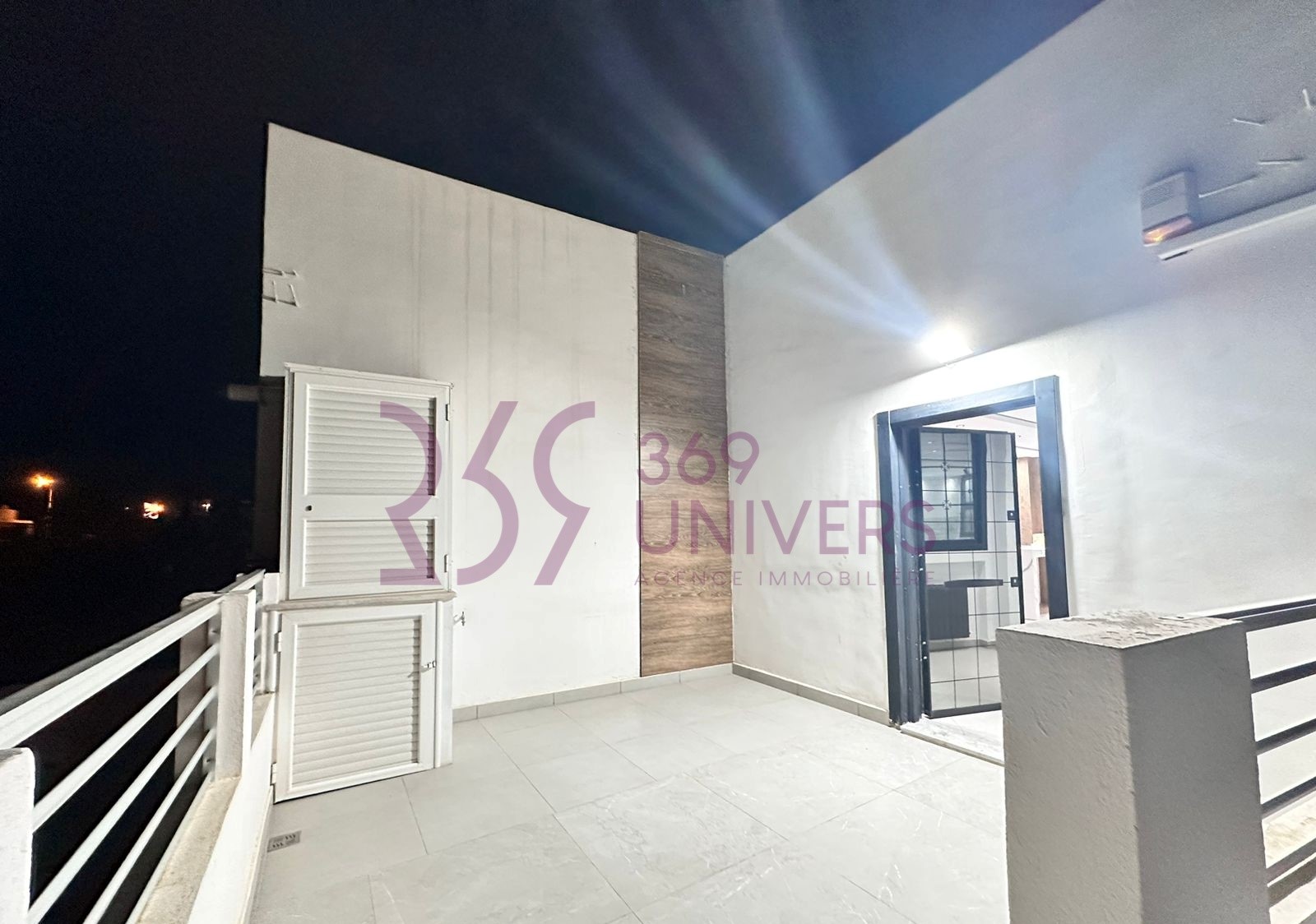 Ain Zaghouan&nbsp;Jardins de Carthage&nbsp;Location&nbsp;Appart. 3 pi�ces&nbsp;Etage de villa aux jardins de carthage ref ra052