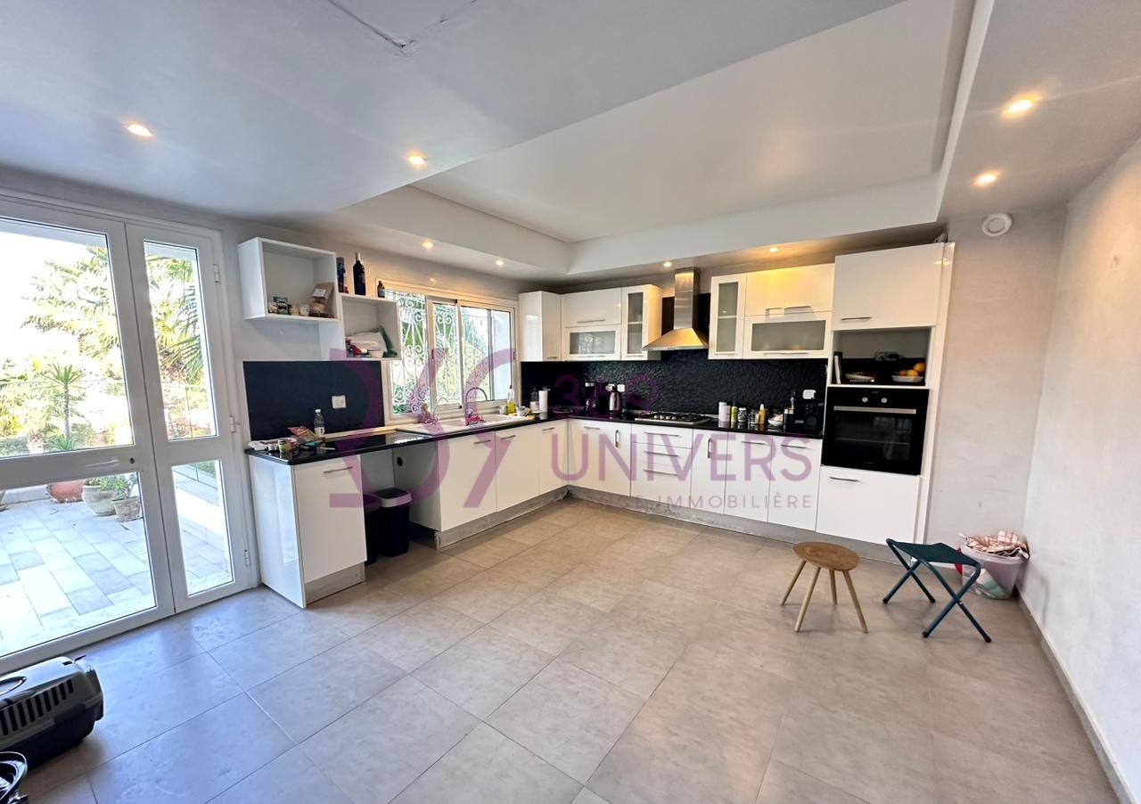 La Marsa&nbsp;Gammart&nbsp;Location&nbsp;Maisons&nbsp;Villa avec vue d�gag�e � gammarth ref rh082