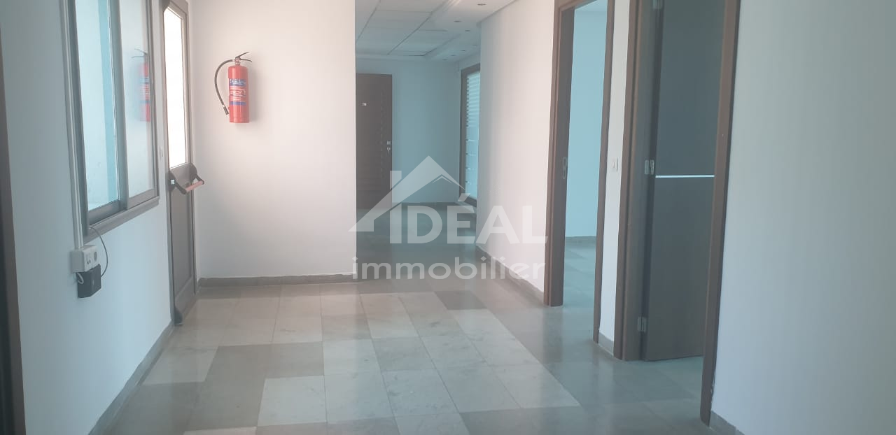Bureaux & Commerces&nbsp;Bureau