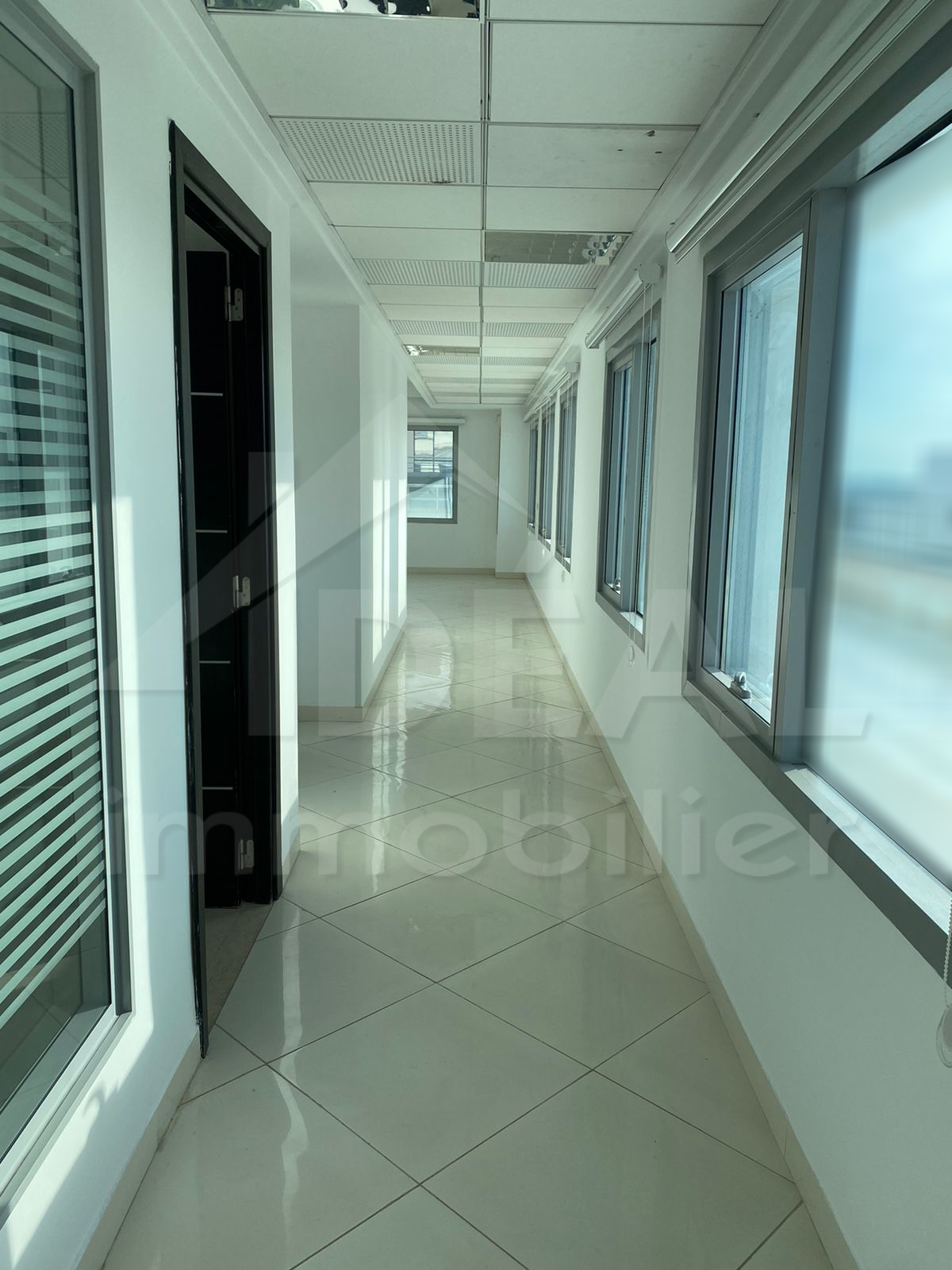 La Marsa&nbsp;Berge Du Lac&nbsp;Bureaux & Commerces&nbsp;Bureau&nbsp;Bureau de 346m2 au lac1