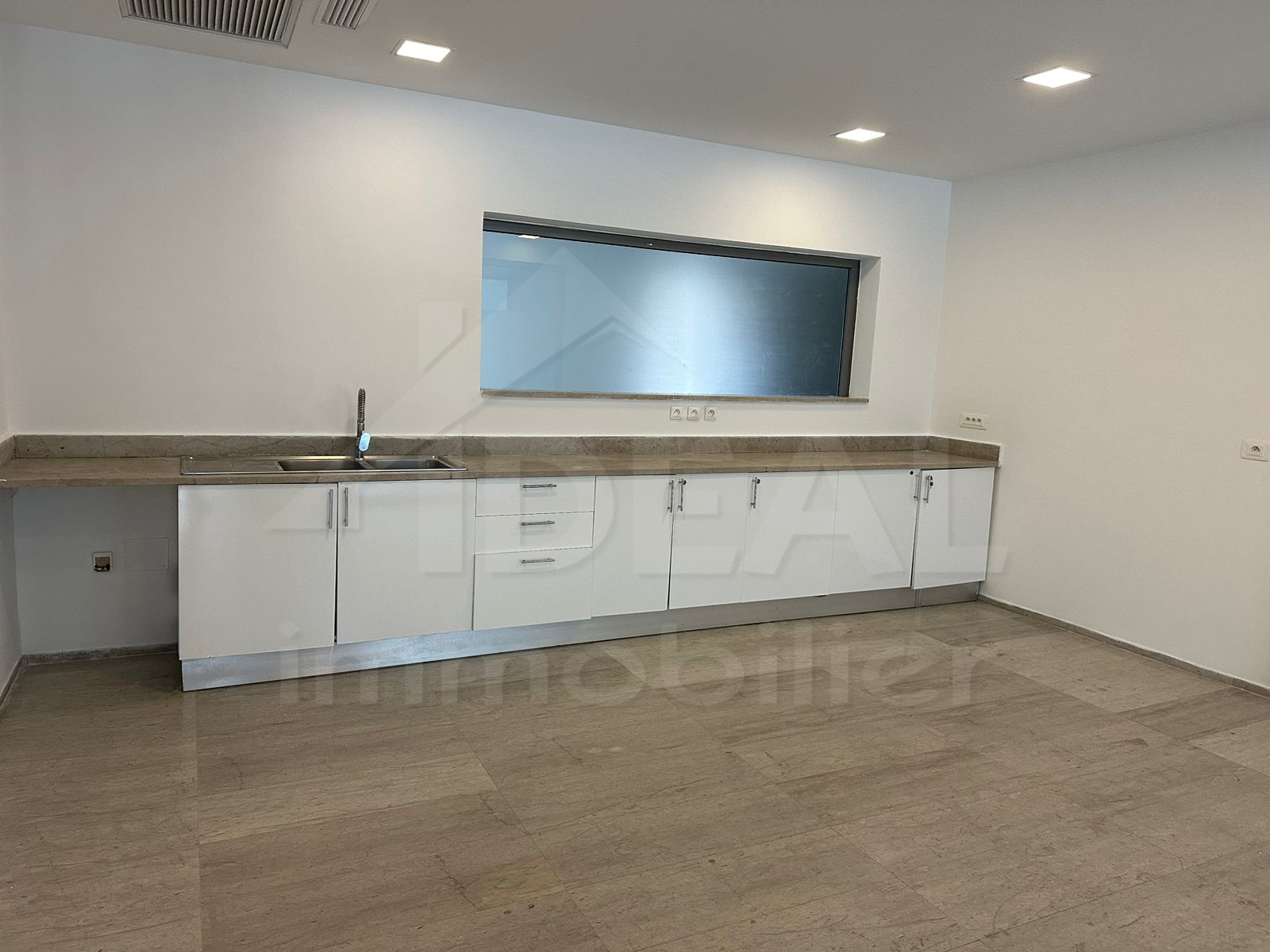 Bureaux & Commerces Bureau