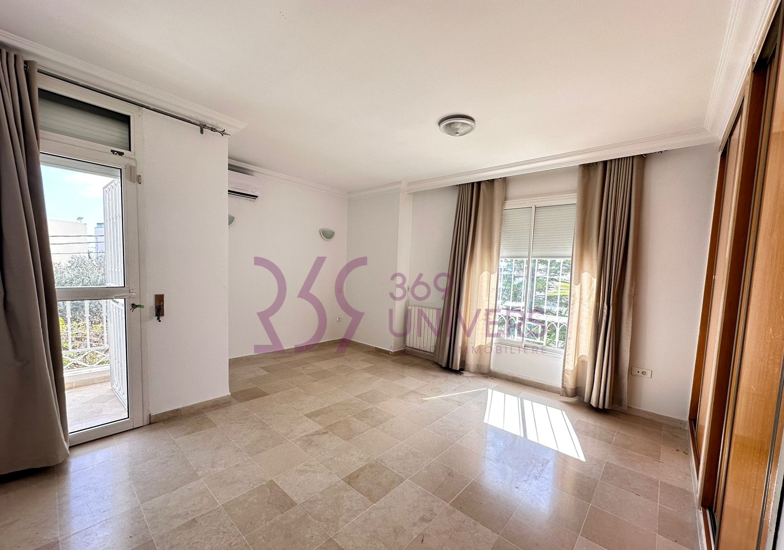 La Marsa&nbsp;Marsa Ennassim&nbsp;Location&nbsp;Maisons&nbsp;Villa avec jardin � la marsa ref rh098