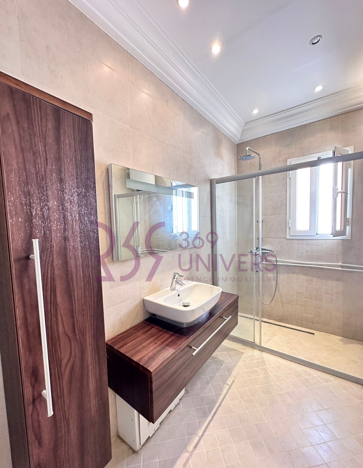 La Marsa&nbsp;Gammart&nbsp;Location&nbsp;Maisons&nbsp;Villa avec piscine � gammarth ref rh099