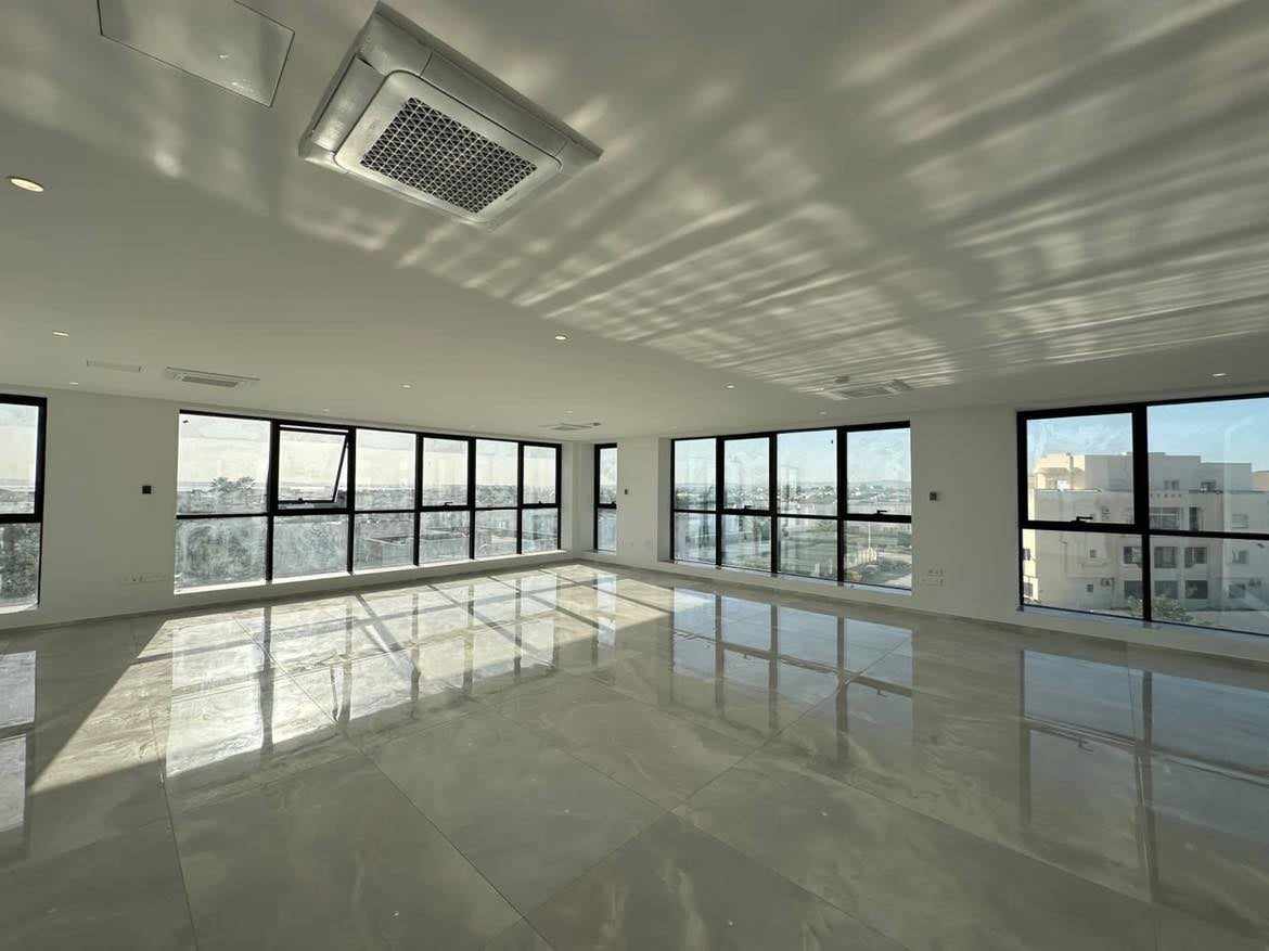 La Marsa&nbsp;Berge Du Lac&nbsp;Bureaux & Commerces&nbsp;Bureau&nbsp;Bureau en open space tr�s haut standing au lac 2