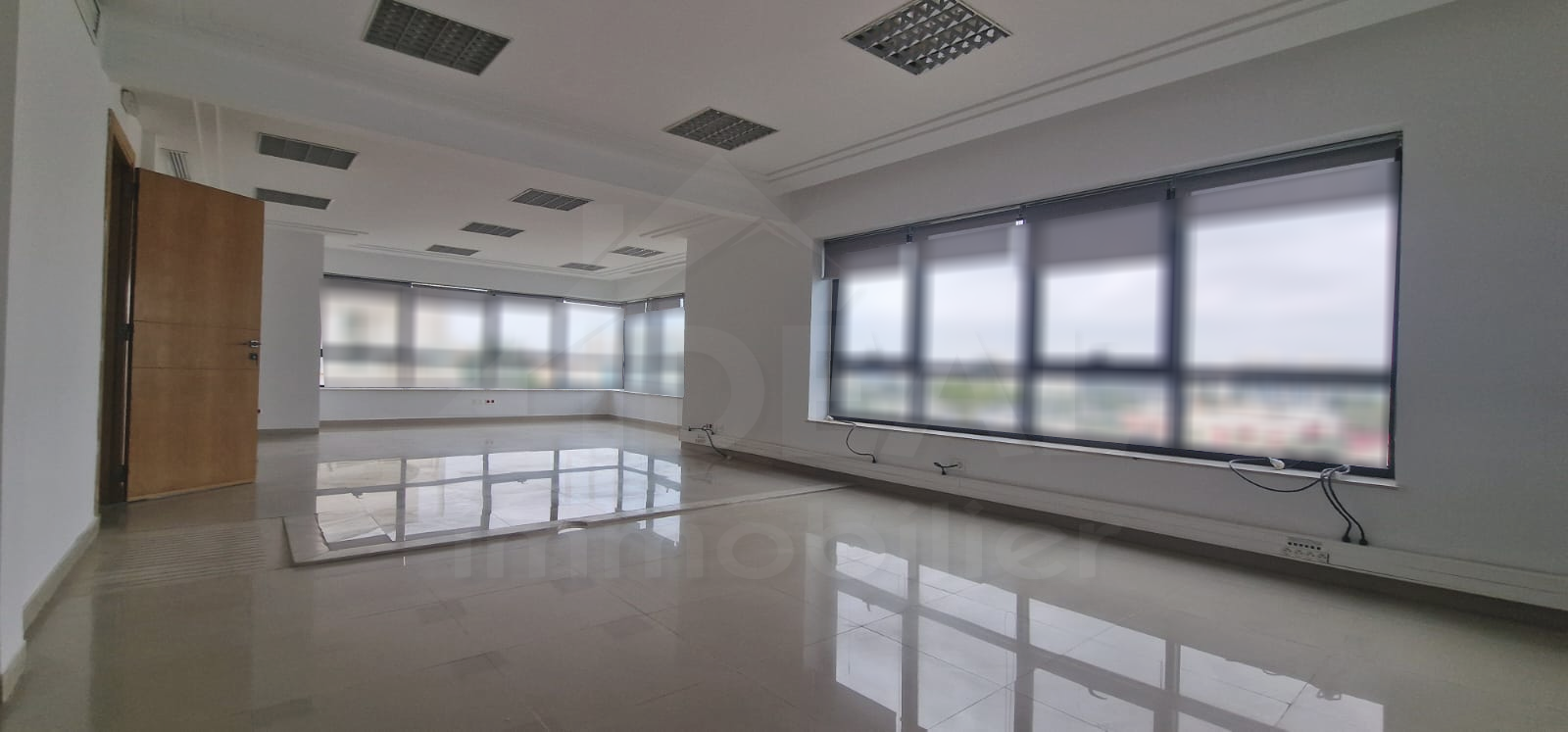 Bureaux & Commerces Bureau