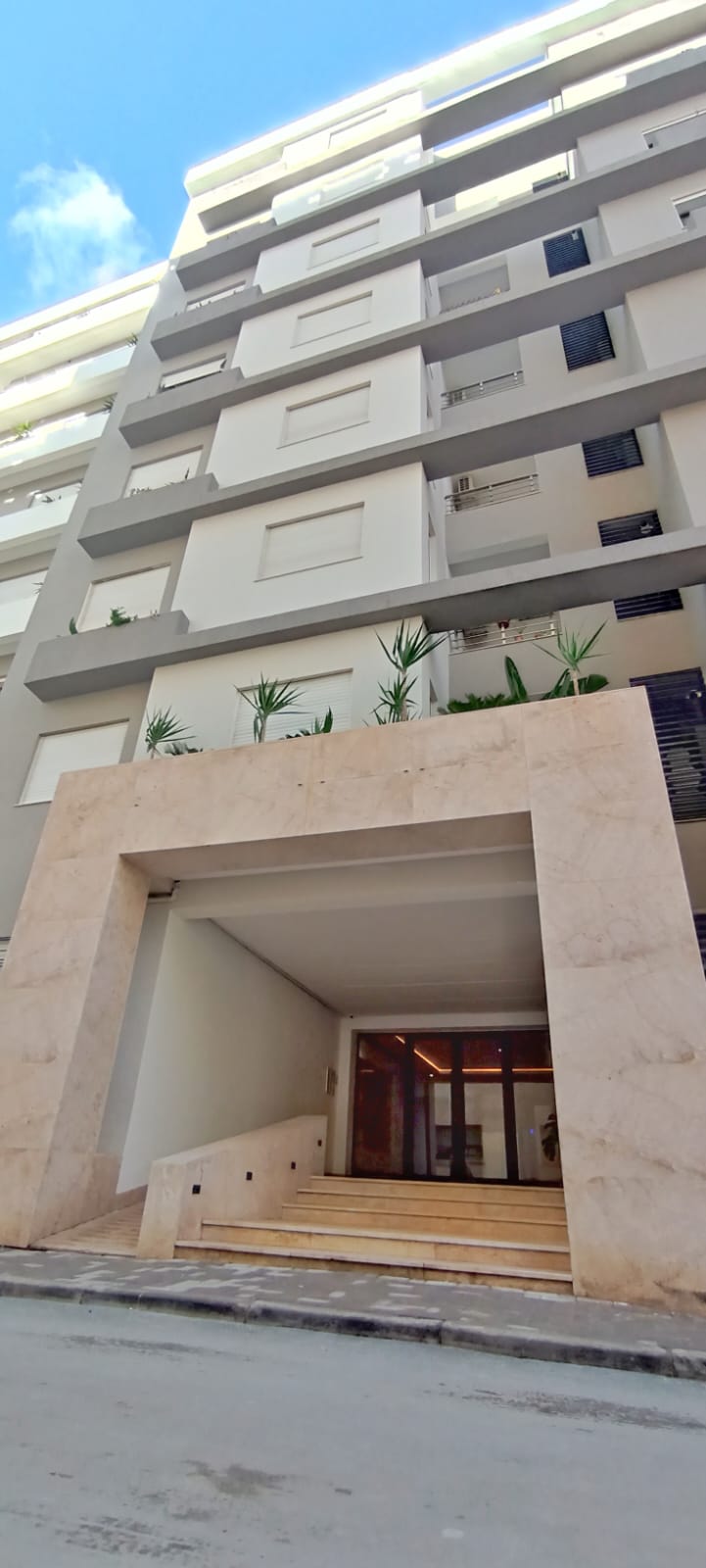 Ain Zaghouan Ain Zaghouan Location Appart. 3 pices Appartement deux chambres salon richement meubl