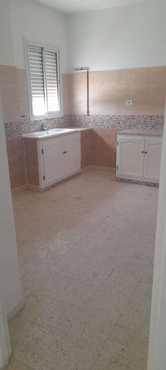 Ben Arous Ben Arous Location Appart. 3 pices Bureaux et cabinet