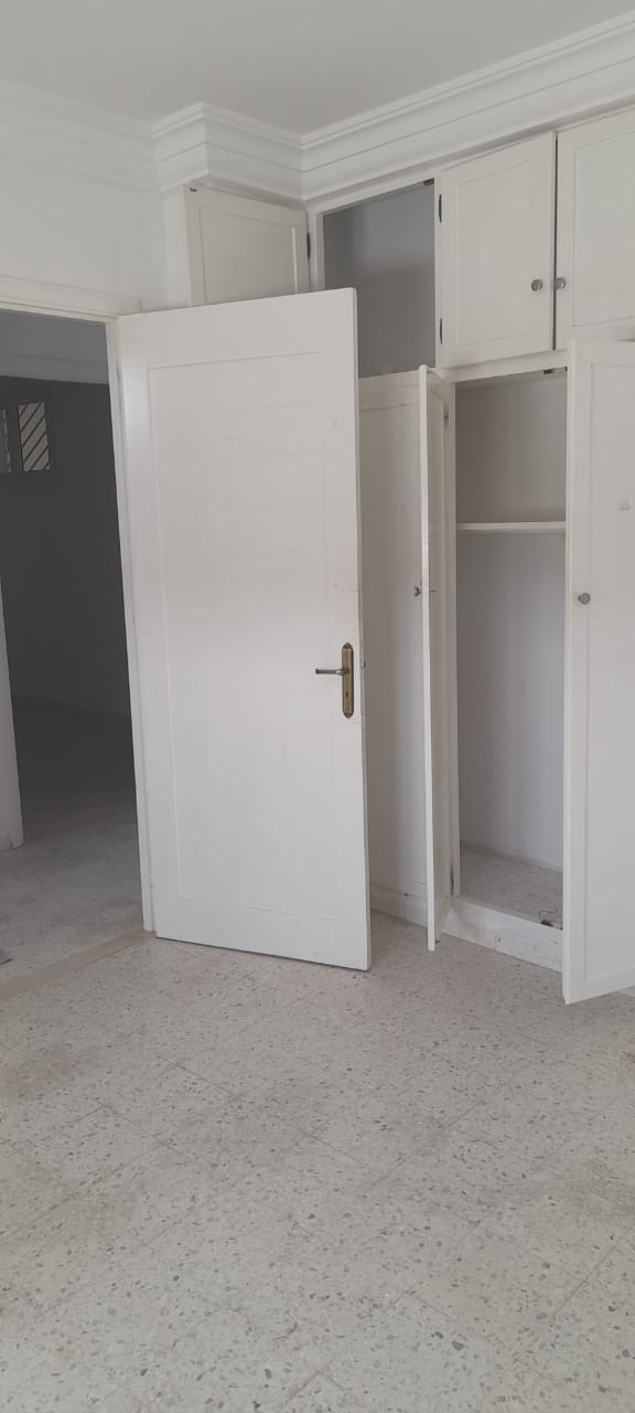 Ben Arous Ben Arous Location Appart. 3 pices Bureaux et cabinet
