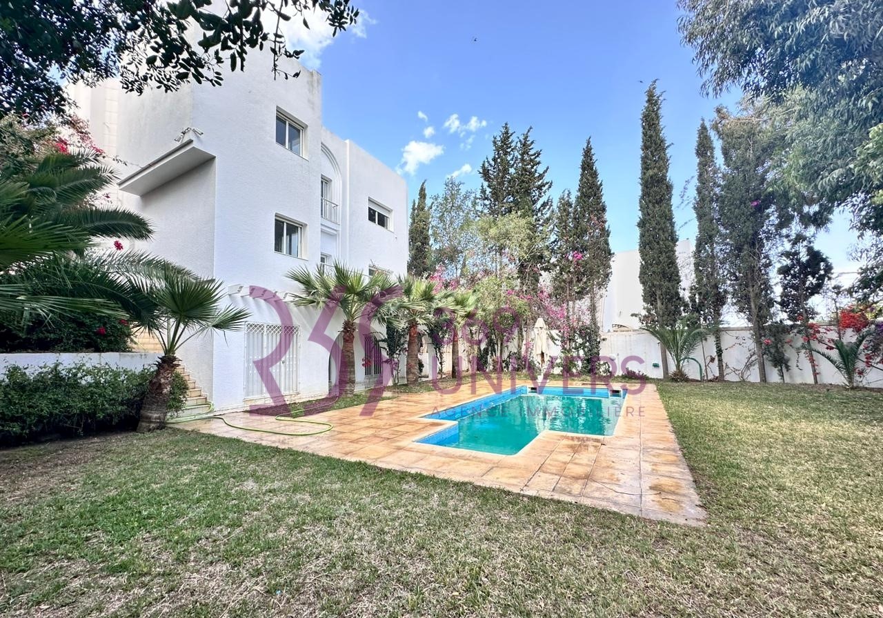 La Marsa&nbsp;Gammart&nbsp;Location&nbsp;Maisons&nbsp;Villa avec piscine � gammarth ref rh113