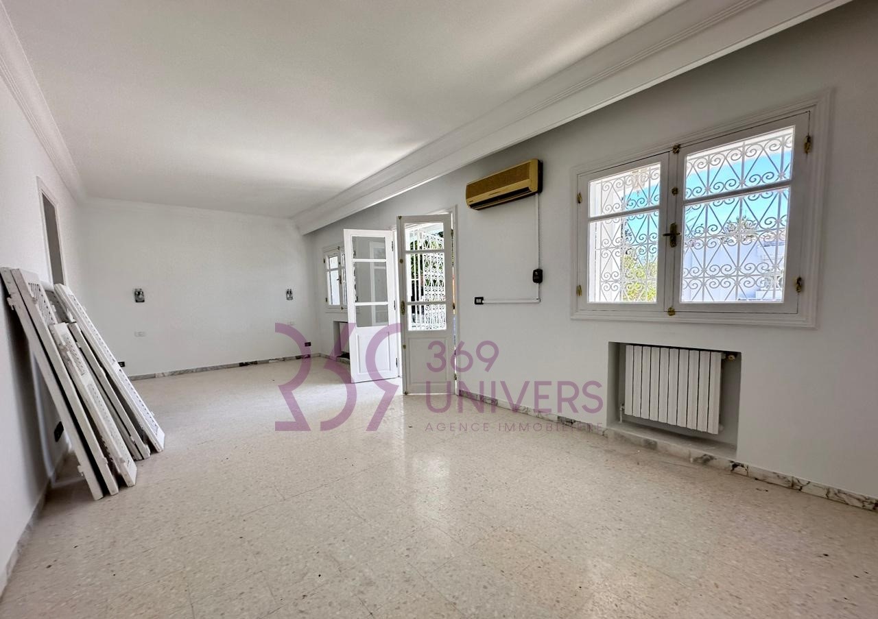 La Marsa&nbsp;Gammart&nbsp;Location&nbsp;Maisons&nbsp;Villa avec piscine � gammarth ref rh110