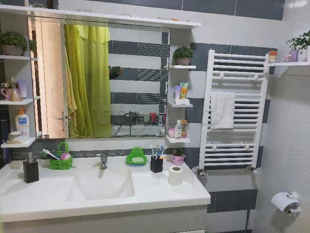 Raoued&nbsp;Cite Ennkhilet&nbsp;Vente&nbsp;Appart. 2 pi�ces&nbsp;Bel apt � ennkhilet