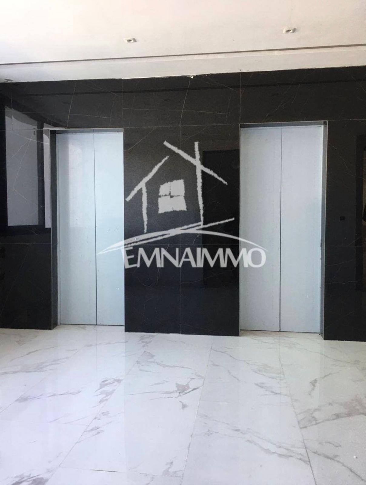 La Marsa&nbsp;Berge Du Lac&nbsp;Vente&nbsp;Autre&nbsp;Immeuble bureautique lac 2