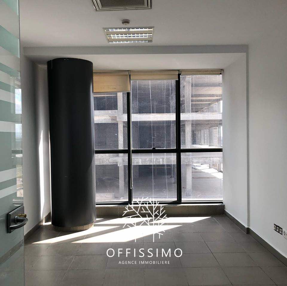 La Marsa&nbsp;Berge Du Lac&nbsp;Location&nbsp;Surfaces&nbsp;Bureau haut standing 4 pi�ces lac 2