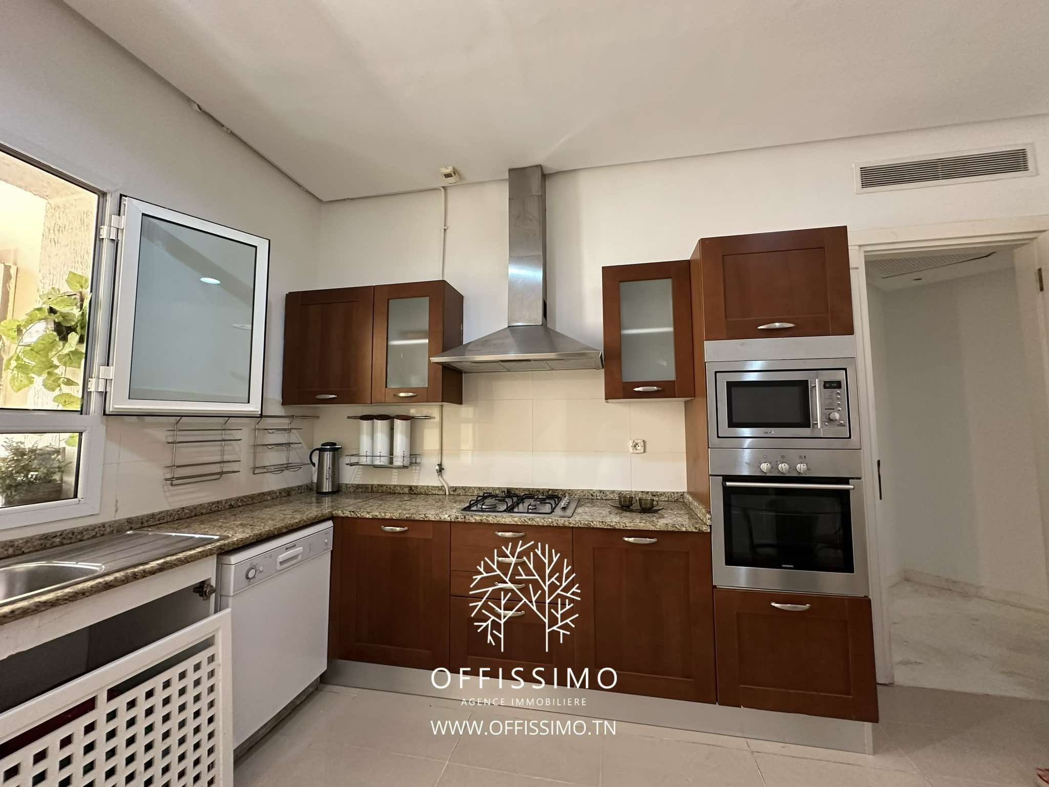 La Marsa&nbsp;Berge Du Lac&nbsp;Location&nbsp;Appart. 4 pi�ces&nbsp;Appartement s3 meubl� aux berges du lac 2