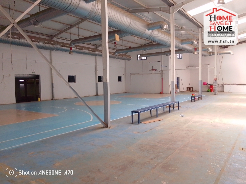 La Marsa&nbsp;Marsa Erriadh&nbsp;Bureaux & Commerces&nbsp;Surfaces&nbsp;Entrepot al masyaf  � jbal khaoui