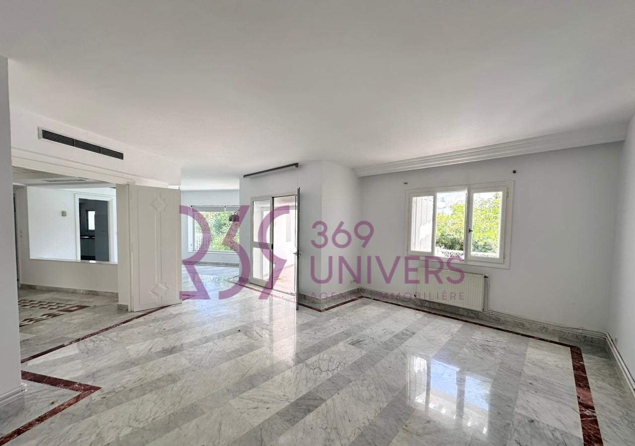 La Marsa&nbsp;Gammart&nbsp;Location&nbsp;Maisons&nbsp;Villa avec piscine � gammarth ref rh115