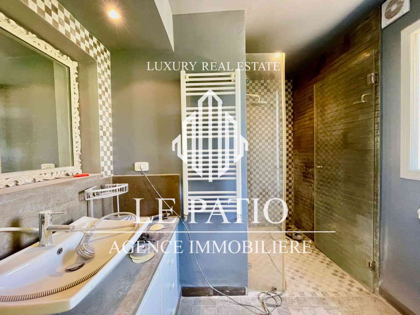 La Marsa&nbsp;Marsa Ennassim&nbsp;Location&nbsp;Maisons&nbsp;Villa a la marsa avec jardin et piscine