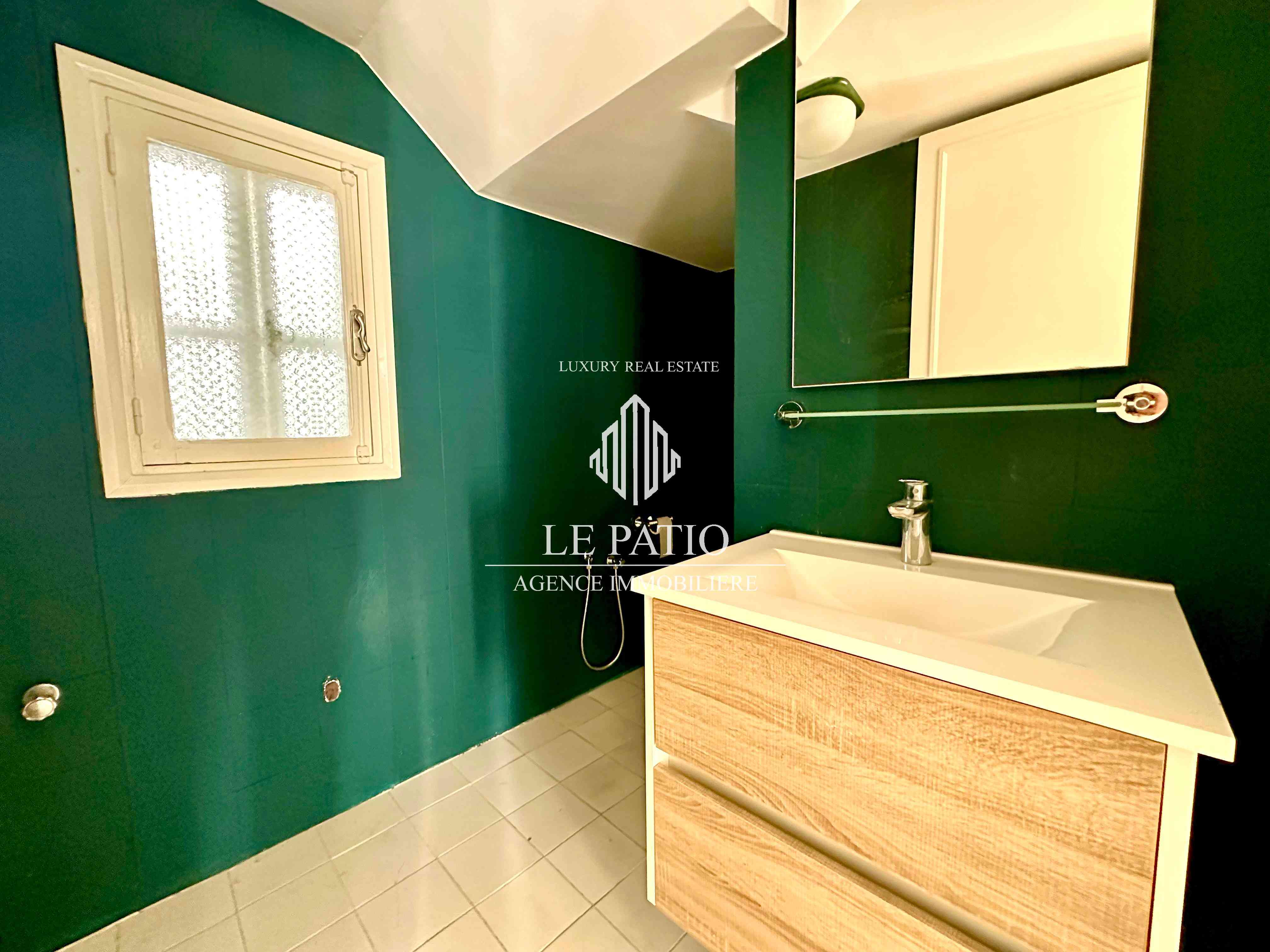 La Marsa&nbsp;Marsa Ennassim&nbsp;Location&nbsp;Maisons&nbsp;Villa a la marsa les pins avec jardin