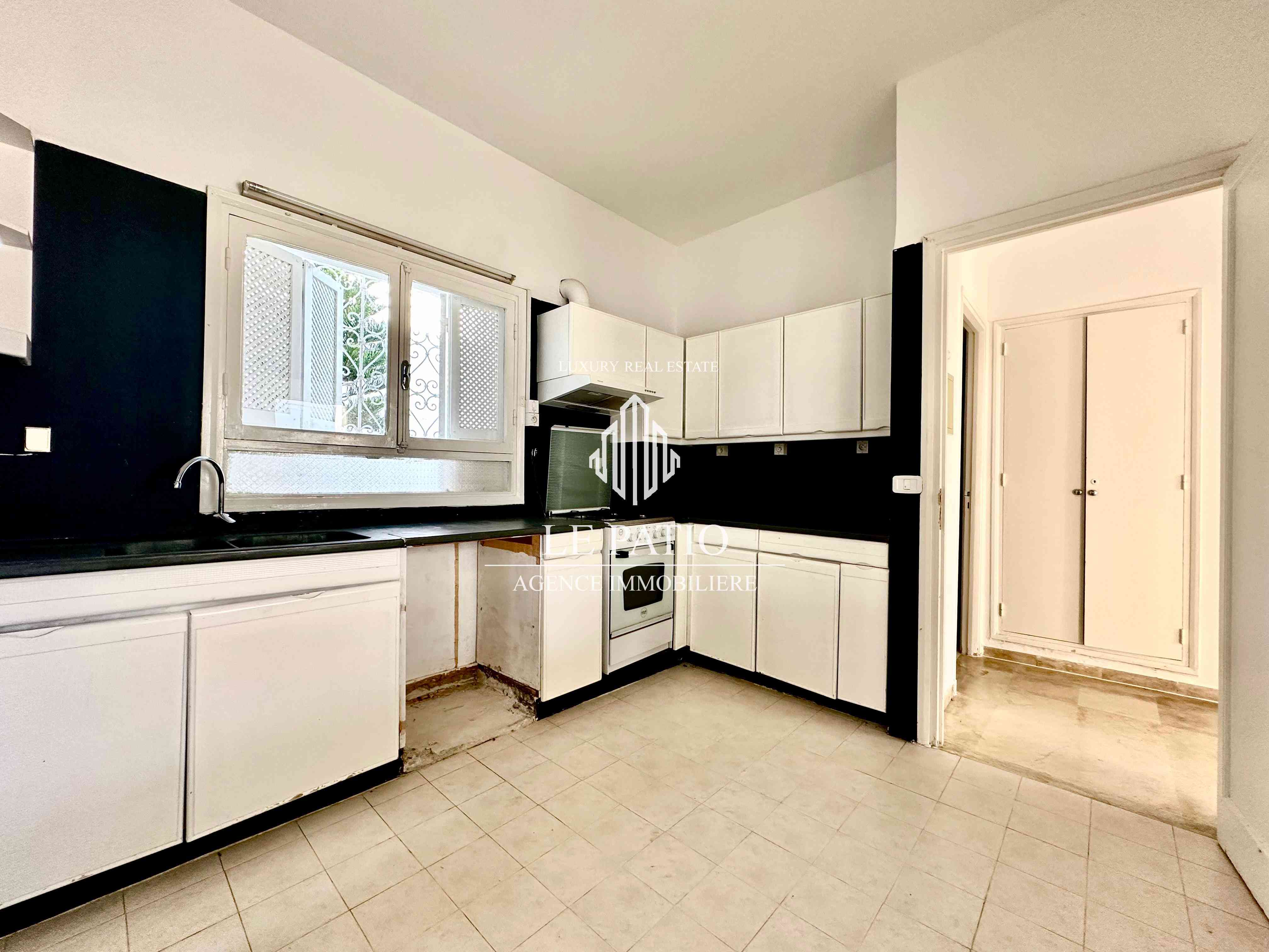 La Marsa&nbsp;Marsa Ennassim&nbsp;Location&nbsp;Maisons&nbsp;Villa a la marsa les pins avec jardin