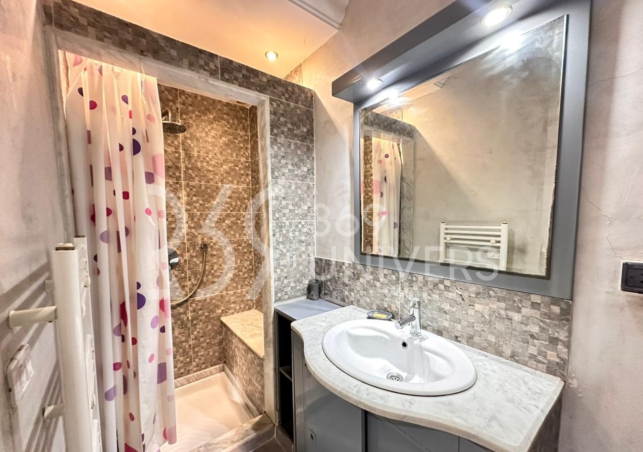 La Marsa&nbsp;Marsa Ennassim&nbsp;Location&nbsp;Appart. 1 pi�ce&nbsp;Studio meubl� avec terrasse � la marsa ref ra095