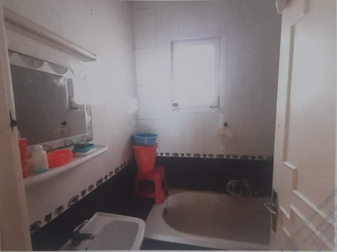 Ariana Ville&nbsp;Cite Ennouzha&nbsp;Vente&nbsp;Appart. 4 pi�ces&nbsp;S plus 3 a la cit� nozha wb3981