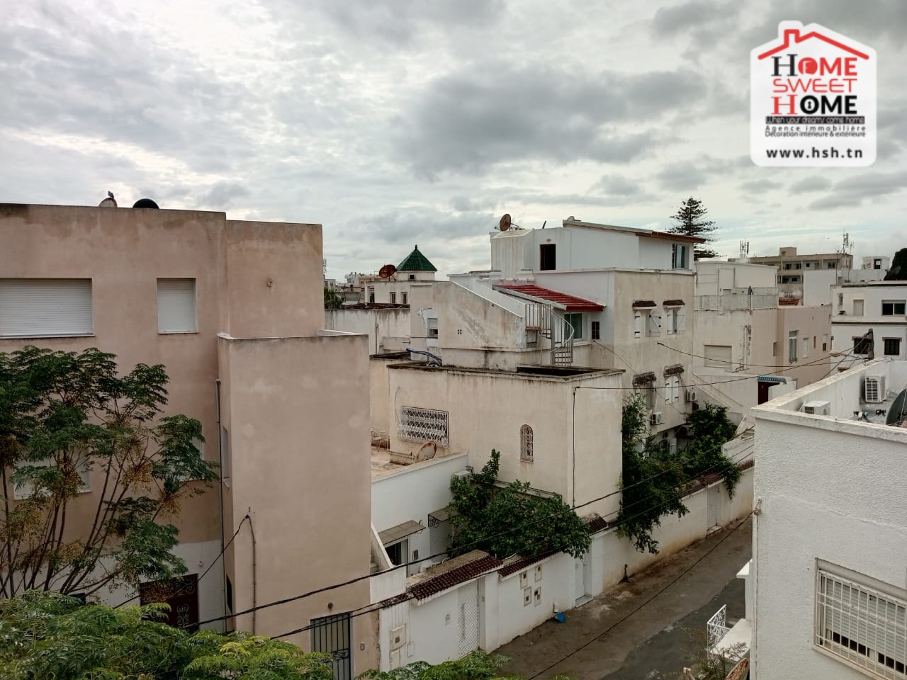 El Kram&nbsp;Le Kram Est&nbsp;Location&nbsp;Appart. 2 pi�ces&nbsp;Etage de villa s1 raisa meubl� au kram est