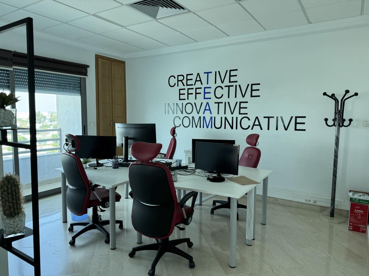 La Marsa&nbsp;Berge Du Lac&nbsp;Bureaux & Commerces&nbsp;Bureau&nbsp;Tr�s joli bureau 258 m2 au lac avec vu a�roport