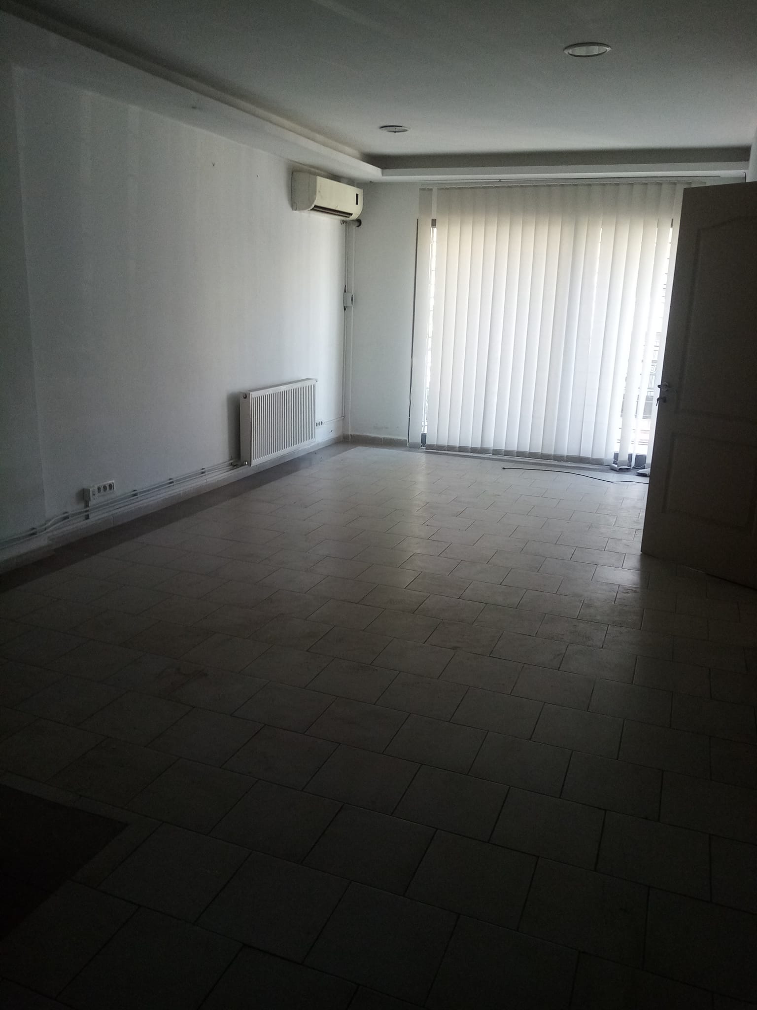 Bureaux & Commerces Bureau