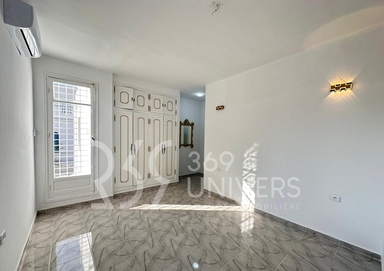La Marsa Marsa Safsaf Location Maisons Villa avec jardin  la marsa ref rh133