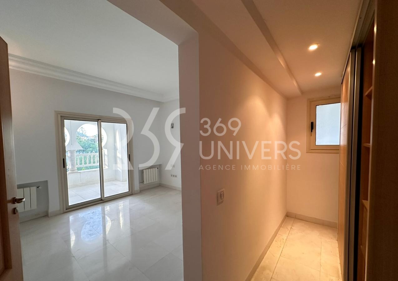 La Marsa&nbsp;Gammart&nbsp;Location&nbsp;Maisons&nbsp;Villa avec piscine � gammarth ref rh135